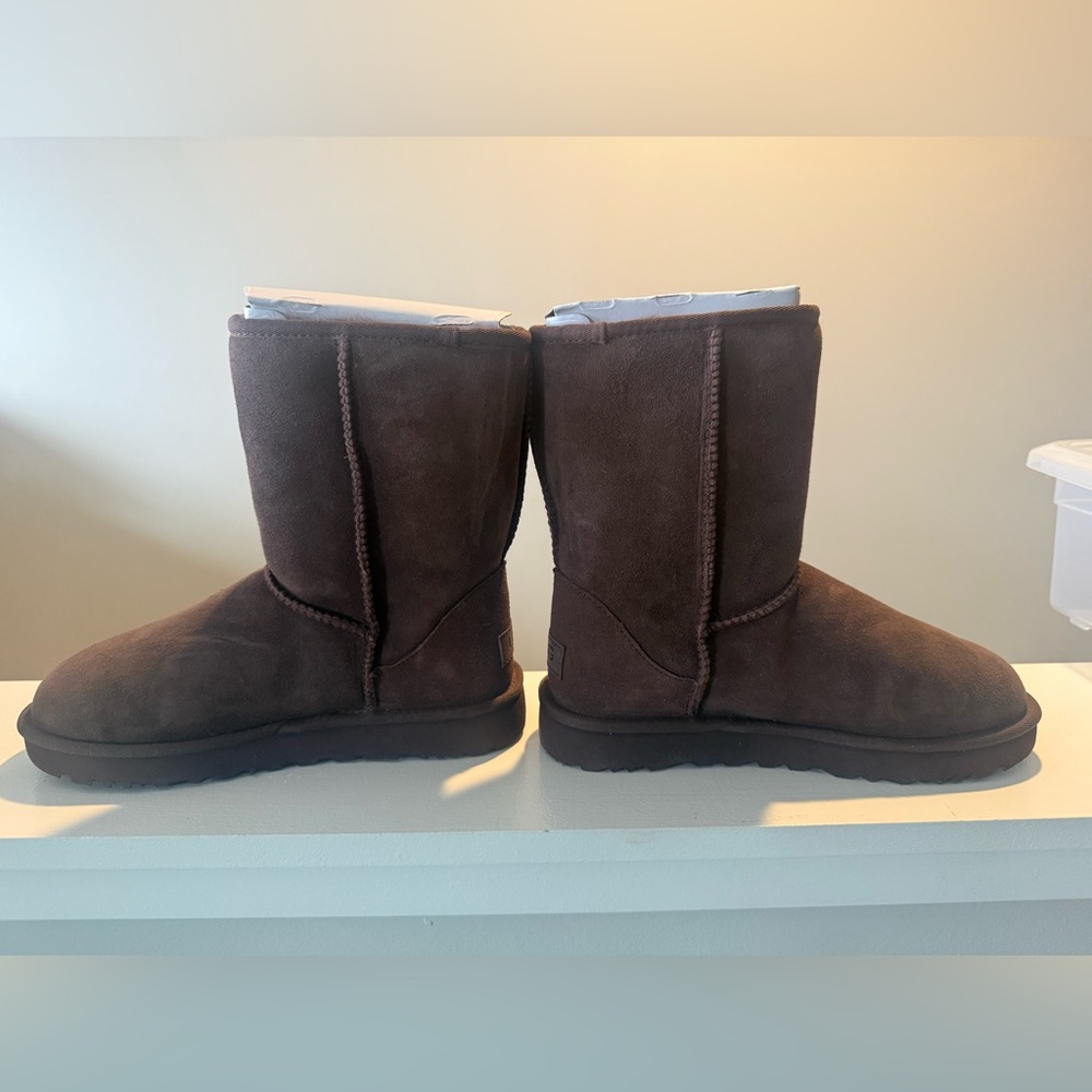 UGG Classic Short II Burnt Cedar (7) - Picture 2 of 6